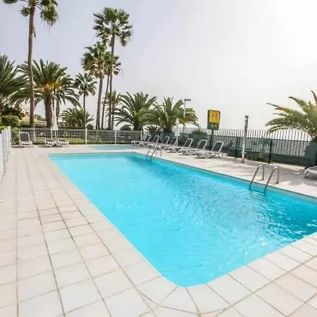 Arpones 5 Apartment